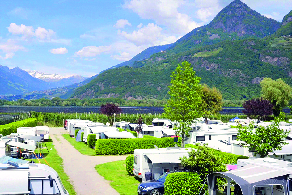 CAMPING ARQUIN